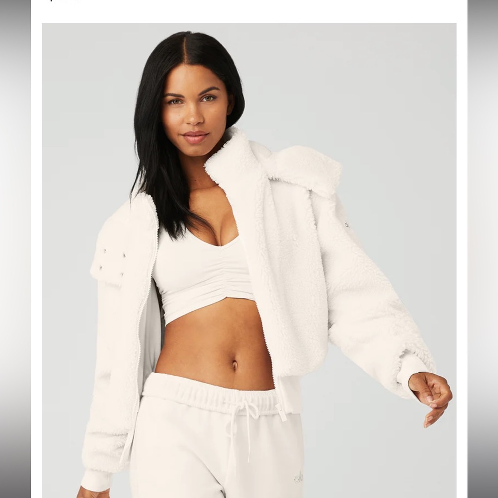 Alo Foxy Sherpa Jacket in Ivory
